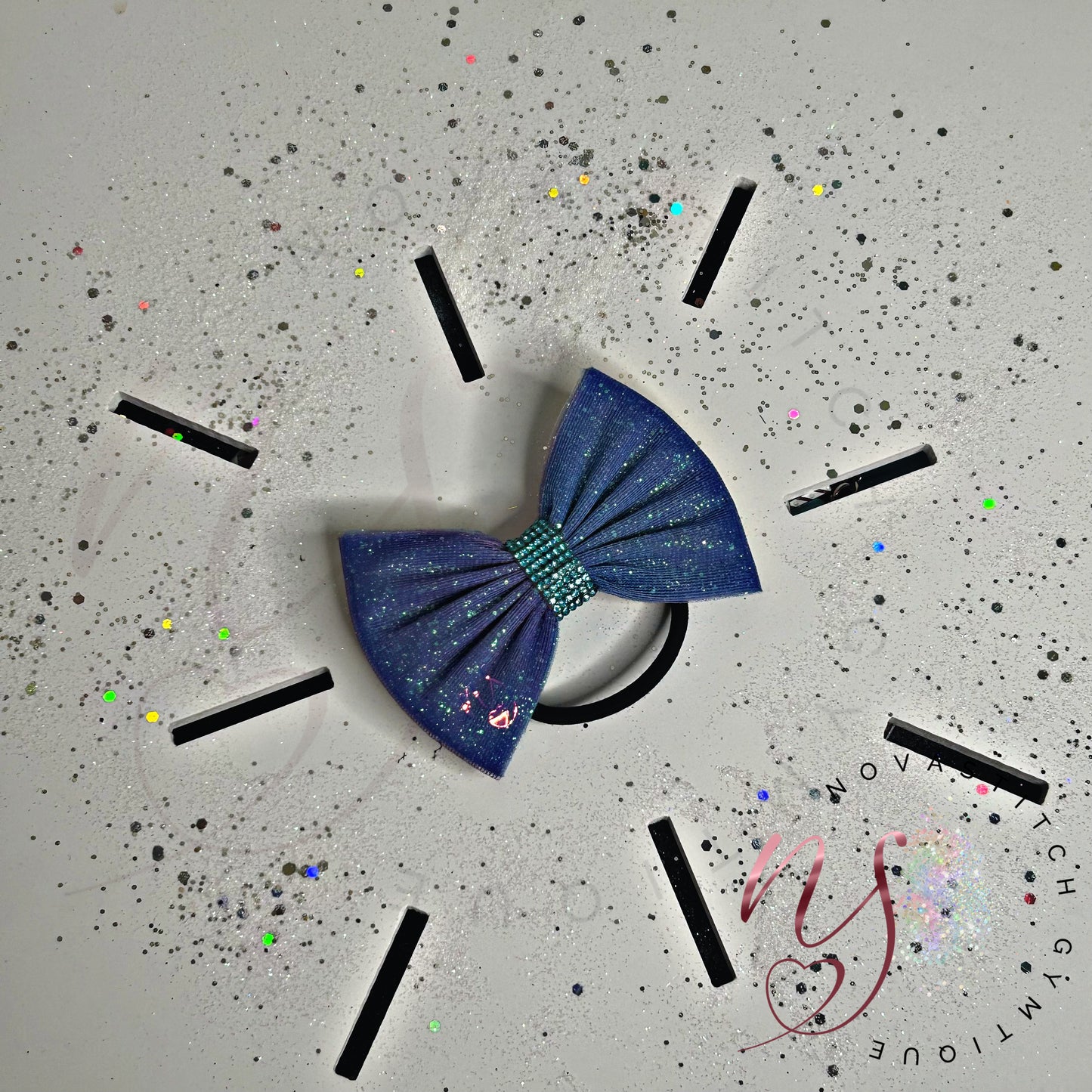 Lilac periwinkle ombré Bow! 💜💙🩵