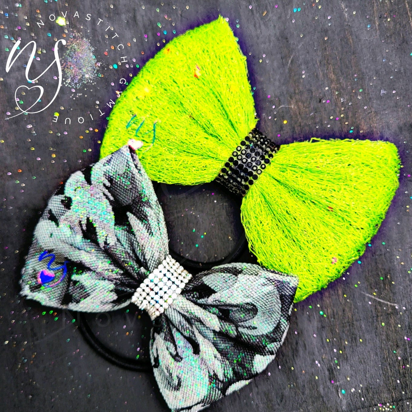 Glowing Bat π¦ Bow