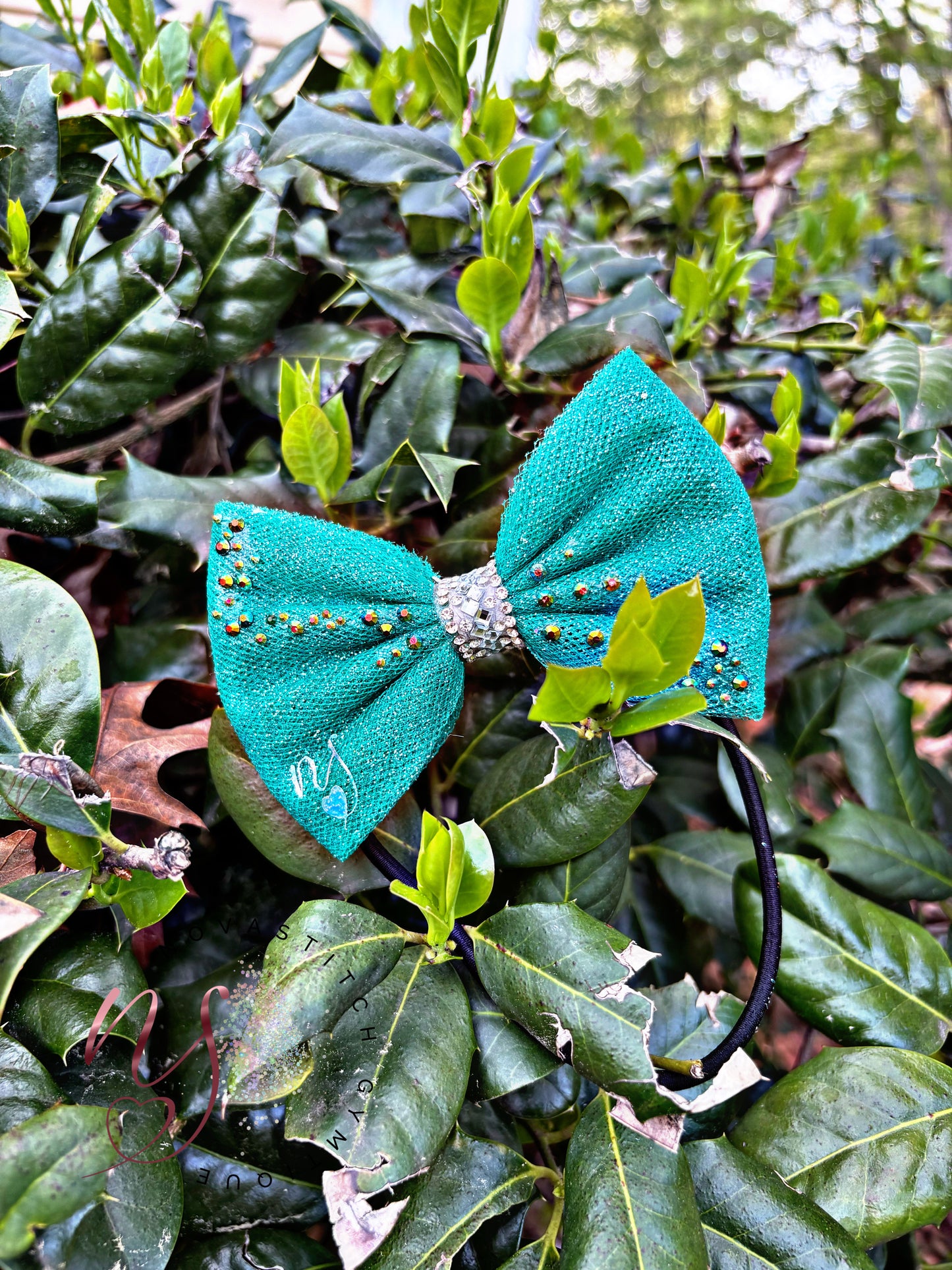 Sparkle Green Bow! 💚✨